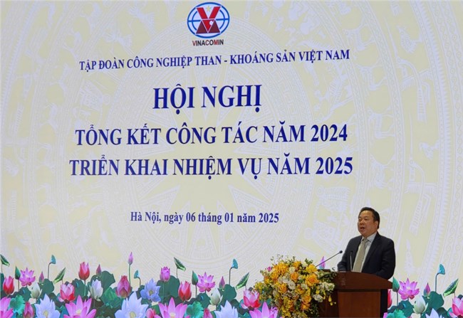 Năm 2025 TKV dự kiến tiêu thụ 50 triệu tấn than, cam kết đáp ứng đủ than cho sản xuất điện (06/01/2025)